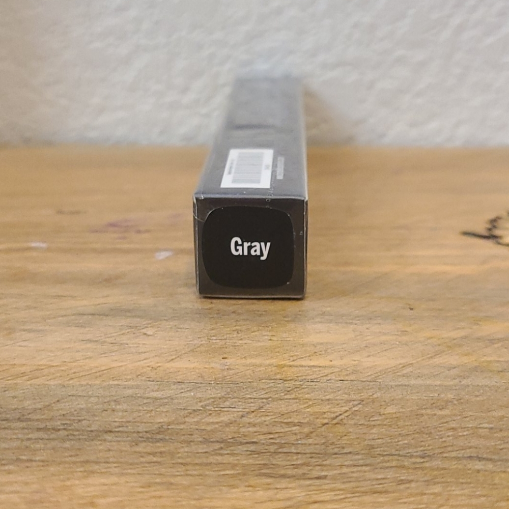 Tori belle gray magnetic eyeliner